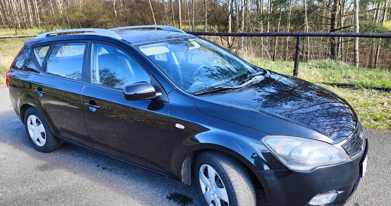 Kia Ceed cena 23300 przebieg: 158200, rok produkcji 2009 z Jaworzno małe 379